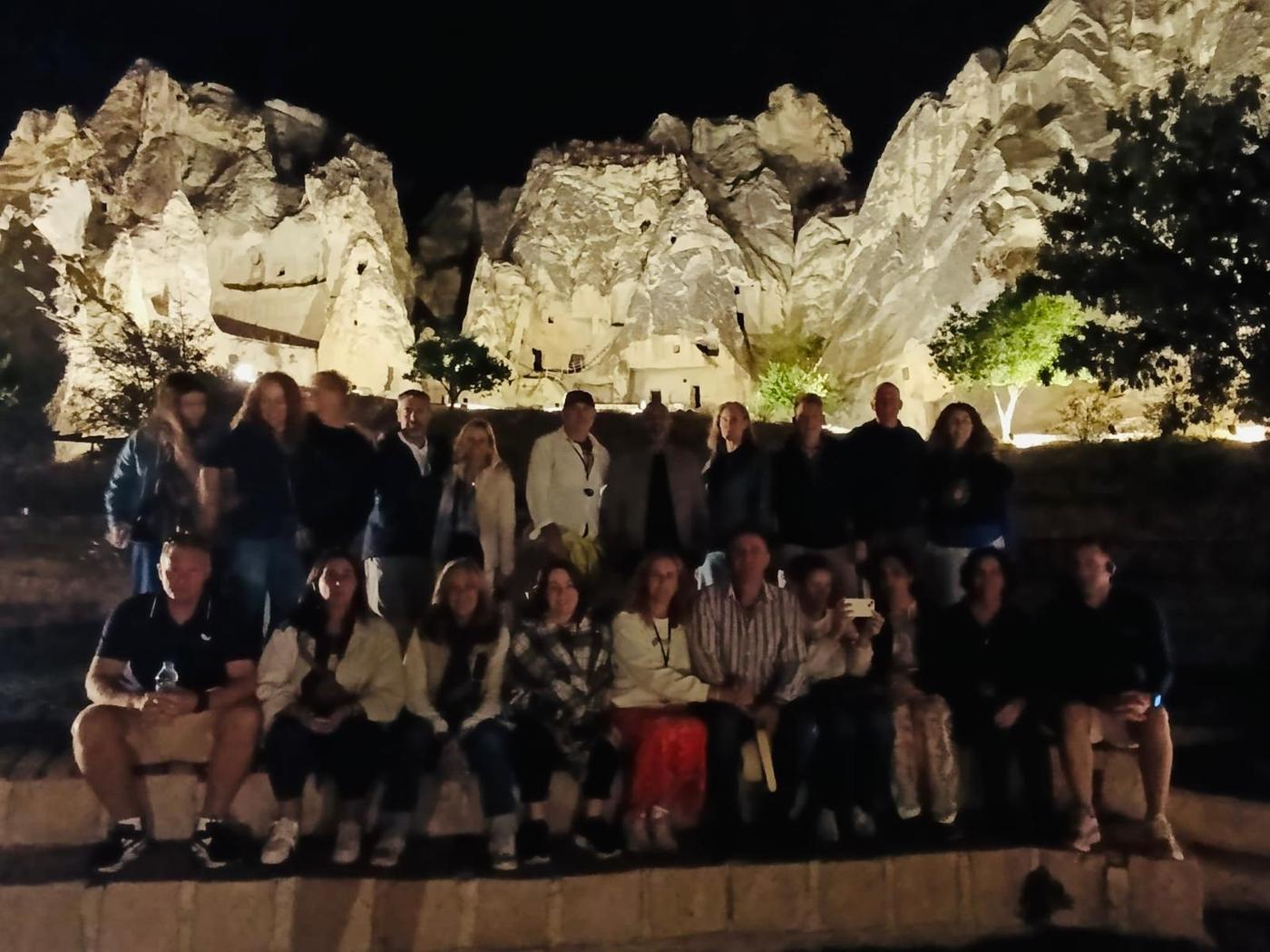 the whole group at Göreme by night